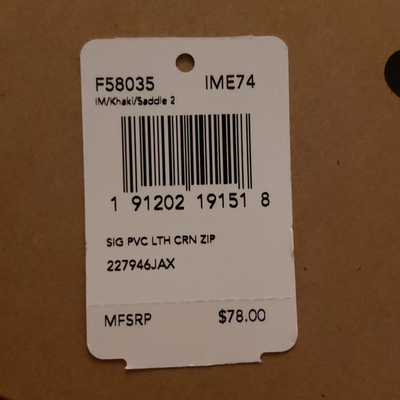 Coach Wristlet - Picture 6 of 7